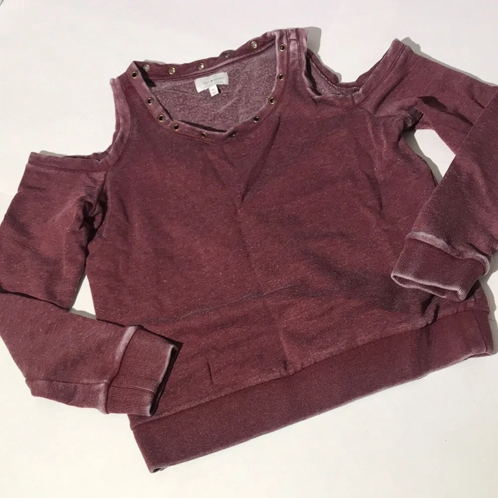 Lucky Brand womens sweatshirt cold shoulder XS distressed grommet